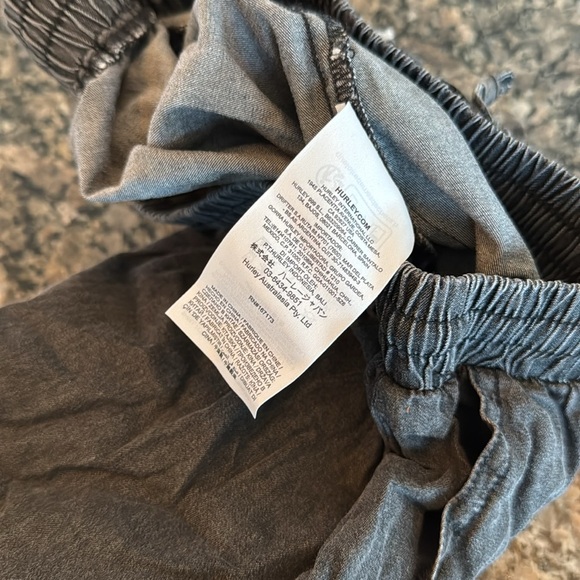 Hurley black lightweight cotton distressed shorts NWT XS - Picture 10 of 10